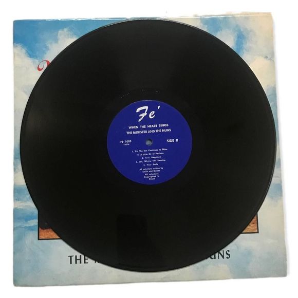 LP Vinyl THE MINISTER AND THE NUNS When The Heart Sings RARE FE 1003 W Autograph - Picture 3 of 4